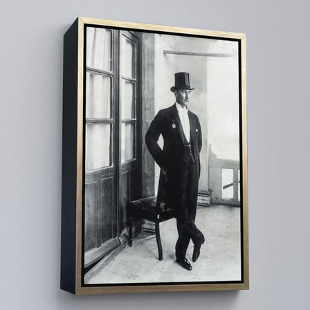 Beyaz Çerçeveli Atatürk Portre Tablosu Mustafa Kemal Atatürk Dikdörtgen Dekoratif Kanvas Tablo