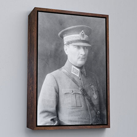 Kahverengi Çerçeveli Atatürk Portre Tablosu Mustafa Kemal Atatürk Dikdörtgen Dekoratif Kanvas Tablo