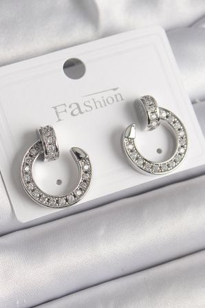 Pirinç Gümüş Renk Zirkon Taşlı Çivi Halka Model Kadın Küpe 5886