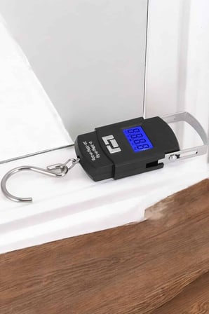 50 Kg El Kantarı Ağırlık Ölçer Dijital Ekranlı Kancalı Portatif