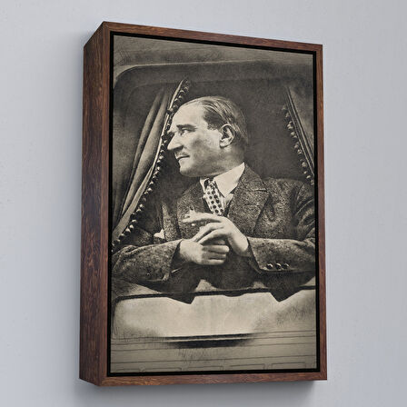 Kahverengi Çerçeveli Mustafa Kemal Atatürk'ün Karakalem Görünümlü Portre Çizimi Dikdörtgen Dekoratif Kanvas Tablo