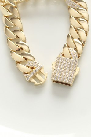 Vip Seri Pirinç Ortası Zirkon Taşlı Gold Renk Gurmet Bileklik 5886