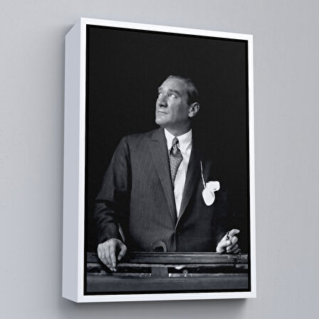 Altın Çerçeveli Atatürk Portre Tablosu Mustafa Kemal Atatürk Dikdörtgen Dekoratif Kanvas Tablo
