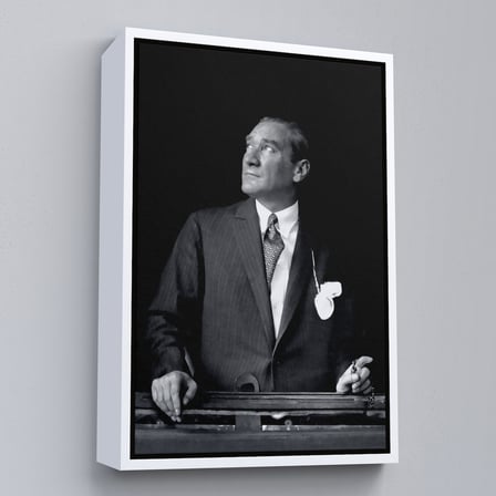 Beyaz Çerçeveli Atatürk Portre Tablosu Mustafa Kemal Atatürk Dikdörtgen Dekoratif Kanvas Tablo