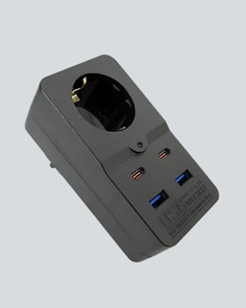 Termal Korumalı Priz Otomatik Çocuk Kilidi 4 USB Type C