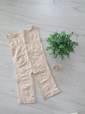 Kadın Bej Ince Askılı (ÇIKARILABİLİR) Kaydırmaz Silikonlu Korse Vücut Inceltici Etkili