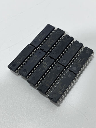 Microchip PIC16F628A Mikrodenetleyici 10 Adet