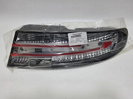 Aston Martin DB9 DBS Vantage Sağ Arka Far DG33-37-10792 (Siyah Kenar) 
