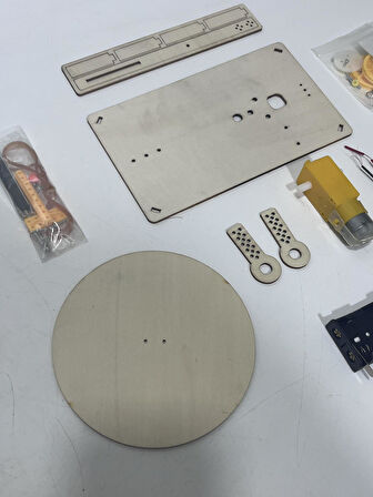 Ahşap DIY Pilli Çizim Robotu