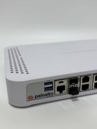Palo Alto ION 1200-S SD-WAN Cihazı 