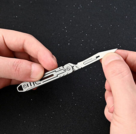 Katlanabilir Mini Neşter 11 Numara (10 Adet Yedek Bıçaklı)