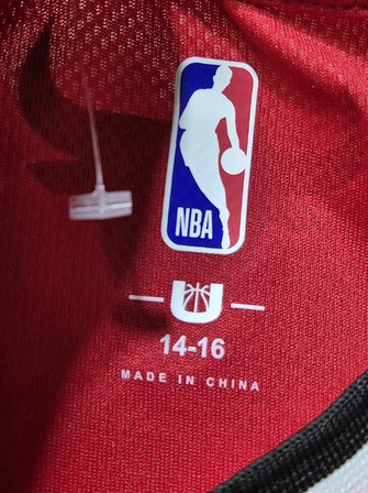 NBA Chicago Bulls Buck Up Tank Top 14-16 Yaş T-Shirt 