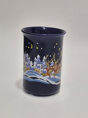 Vintage Noel Baba ve Geyik Temalı Porselen Kupa 10,5cm 002