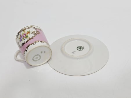 Çiçek Desenli Pembe Porselen Kahve Fincan Takımı