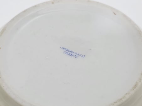 Limoges Çizgi Desenli Porselen Kapaklı Kutu 