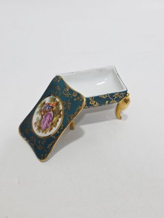 Limoges Aşık Temalı Mini Porselen Takı Kutusu