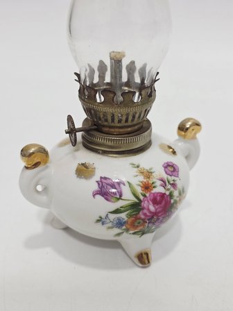 Çiçek Motifli Antika Porselen Gaz Lambası 011