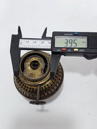 P.B. Antika Gaz Lambası Mekanizma Başlığı 007