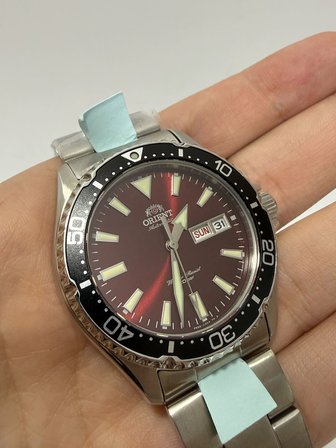 Orient Kamasu Mako III 42mm Otomatik Erkek Kol Saati RA-AA0003R39