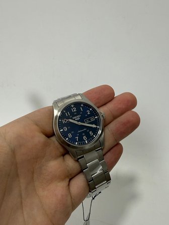 Seiko 5 Sports Field 39,4mm Otomatik Erkek Kol Saati SRPG29