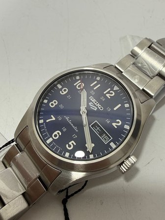 Seiko 5 Sports Field 39,4mm Otomatik Erkek Kol Saati SRPG29