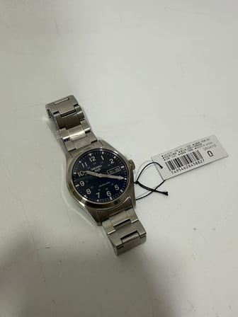 Seiko 5 Sports Field 39,4mm Otomatik Erkek Kol Saati SRPG29