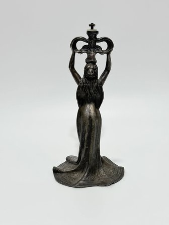 Kadın Figürlü Metal Lamba veya Mumluk Tabanı 23cm