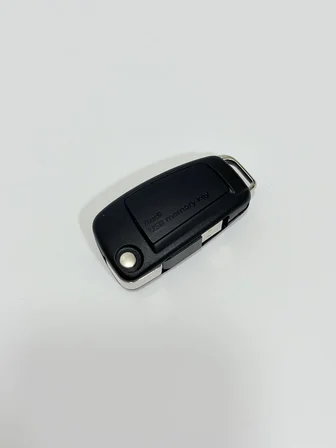 Audi Anahtarlık Şeklinde Usb Flash Bellek 8 Gb 