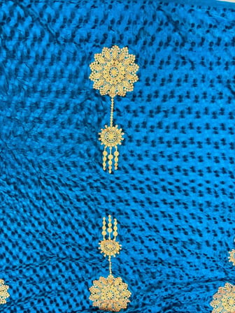 Nakış İşlemeli Kadife Elbiselik Kumaş 500x150cm 004