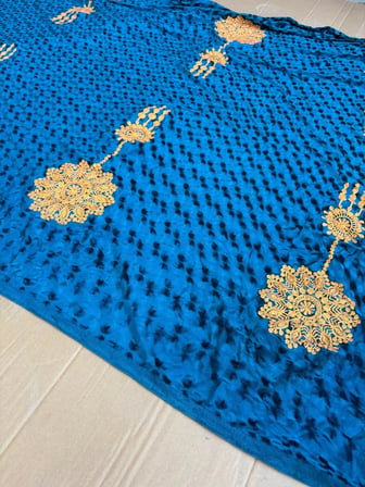 Nakış İşlemeli Kadife Elbiselik Kumaş 500x150cm 004
