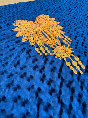 Nakış İşlemeli Kadife Elbiselik Kumaş 300x150cm 007