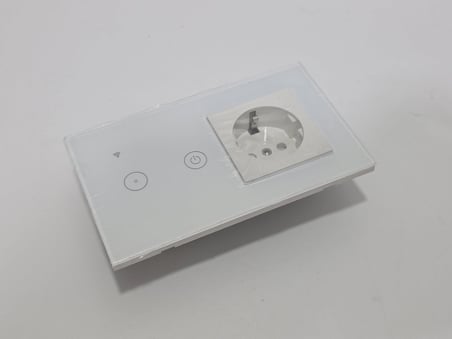 Tuya Akıllı Duvar Prizi ve 2li Dokunmatik Panel