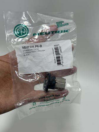 Neutrik NE8FDX-P6-B Modüler Konnektör