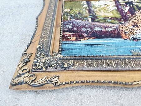 Yabanın Gölgesinde Temalı İran Tebriz Halı Tablo 120x70cm - Duvar Halı Kilim Tablo