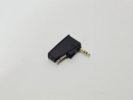 Bose Uçak İçi Kulaklık Dönüştürücü Adaptör