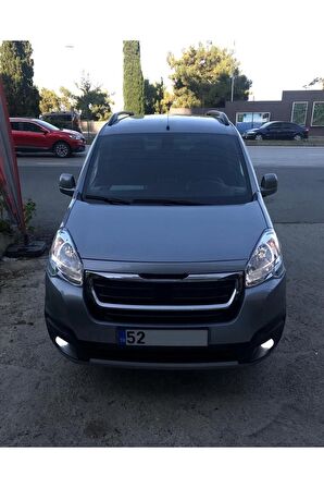 Peugeot Partner 13-20 Için Uyumlu Şimşek Etkili Led Xenon
