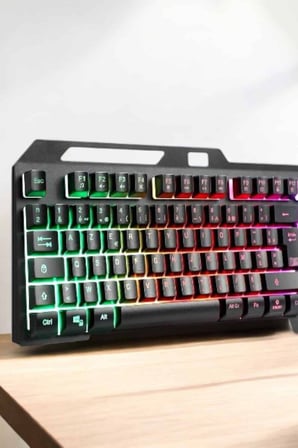 Led Işıklı Oyuncu Klavye Usb Girişli RGB Işıklı Q Klavye Mouse Hediyeli