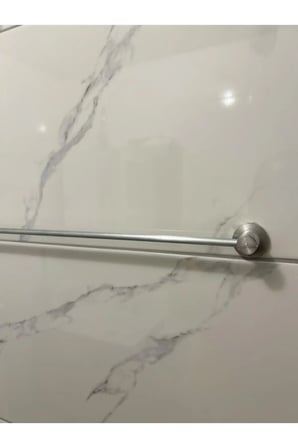 Şık ve Pratik Alüminyum Havluluk
