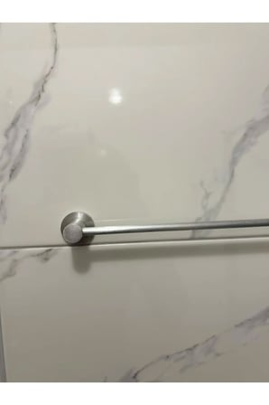 Şık ve Pratik Alüminyum Havluluk