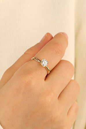 Sevgililer Günü Tektaş Altın Yüzük (IŞIKLI KUTU HEDİYELİ)