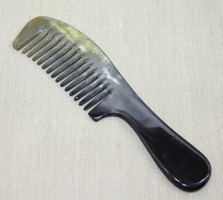 Tutmalı Kemik Tarak