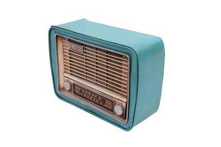 Dekoratif Metal Radyo Kumbaralı Vintage Hediyelik