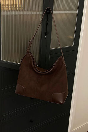 Büyük Kapasiteli Lüks Süet Deri Detaylı Omuz Çantası