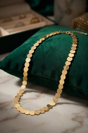 Plaka Model Gold Renk Pirinç Kadın Kolye 5886