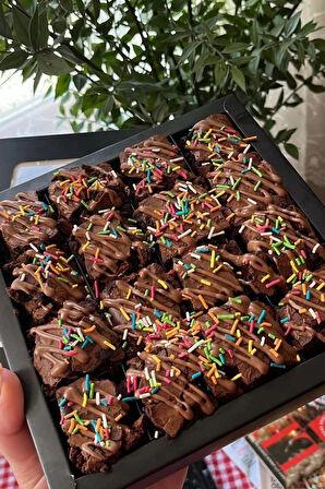 Mini brownie box