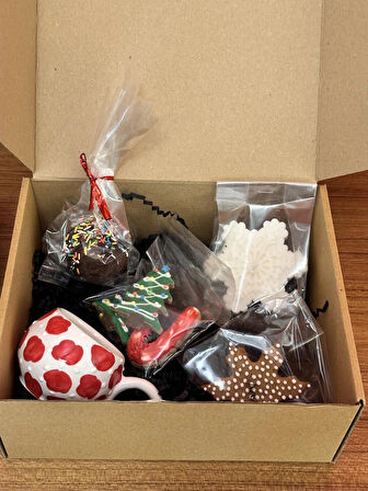 Yeni yıl hediye kutusu 