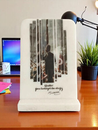 Mermer Masaüstü Atatürk Portresi – 15x22 cm (Dijital Baskı)