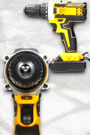 Metal Dişli 24W Akülü Matkap -Çift Bataryalı ve LED Çalışma Işığı ile Tam Set