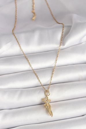 316L Çelik Gold Renk Zincir Sarılma Model Kadın Kolye 5886