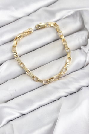 CM Kare Halka Model Gold Renk Pirinç Kadın Bileklik 5886